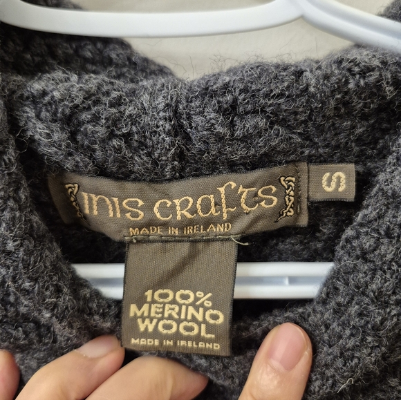 Inis Crafts merino wool Irish fisherman’s chunky knit hooded sweater size Small - Picture 2 of 5
